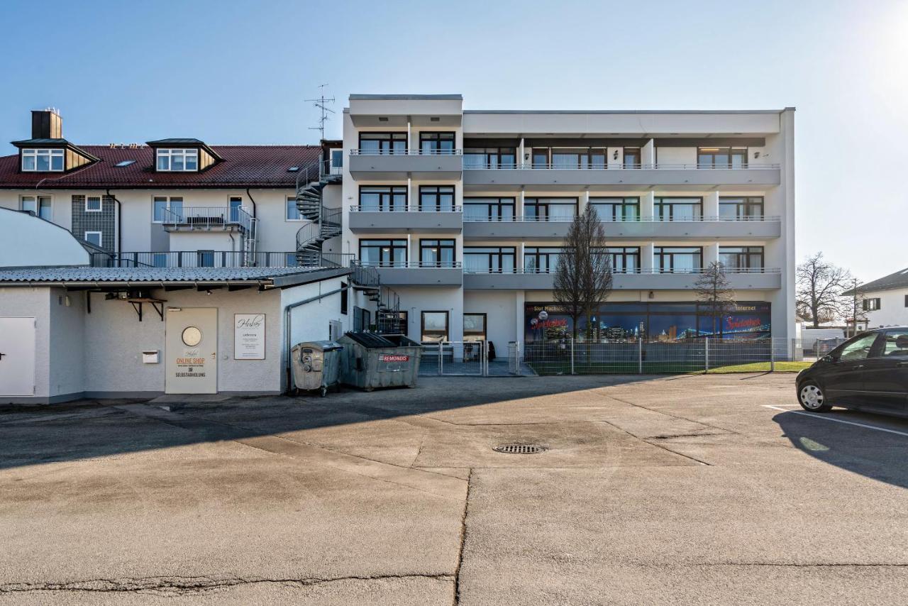Huber Living Basic 206 * Germering