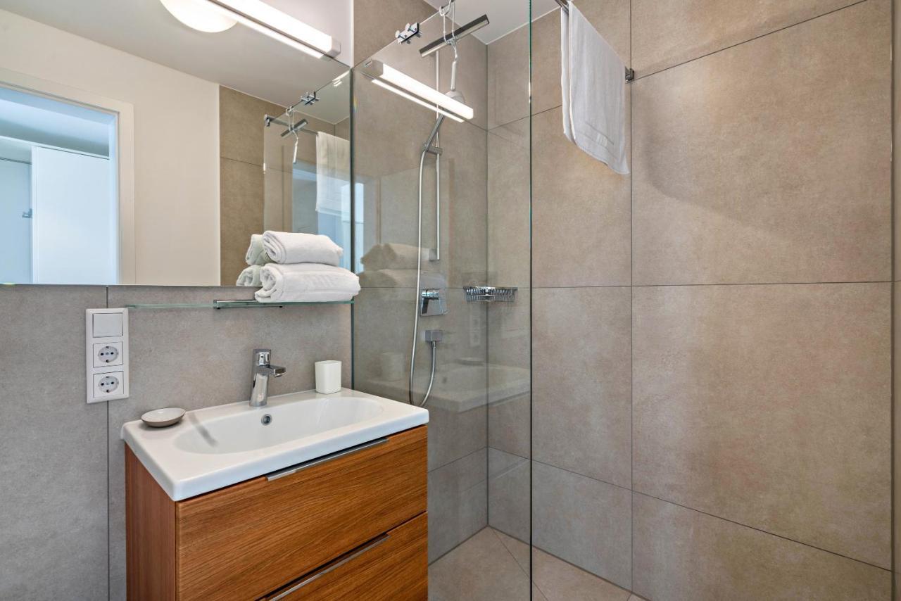 Huber Living Basic 206 Apartment *